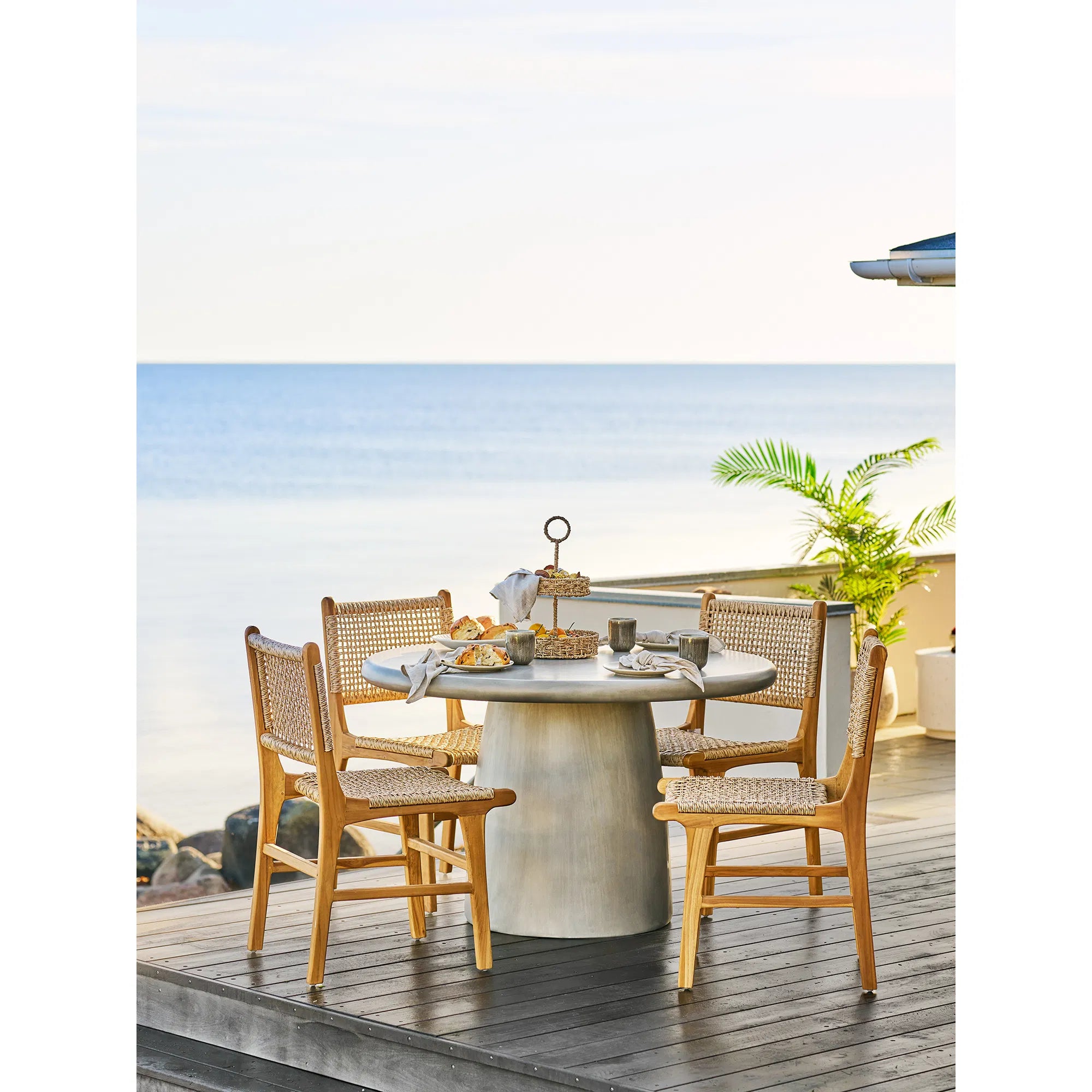 Serviertablett Solvaina - Flechtdesign aus Seegras