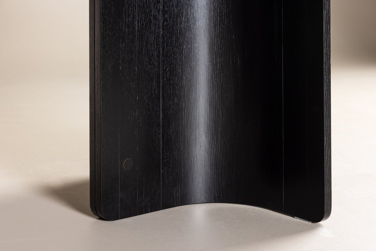 Esstisch Alura - im harmonischen Design mit eleganter Note