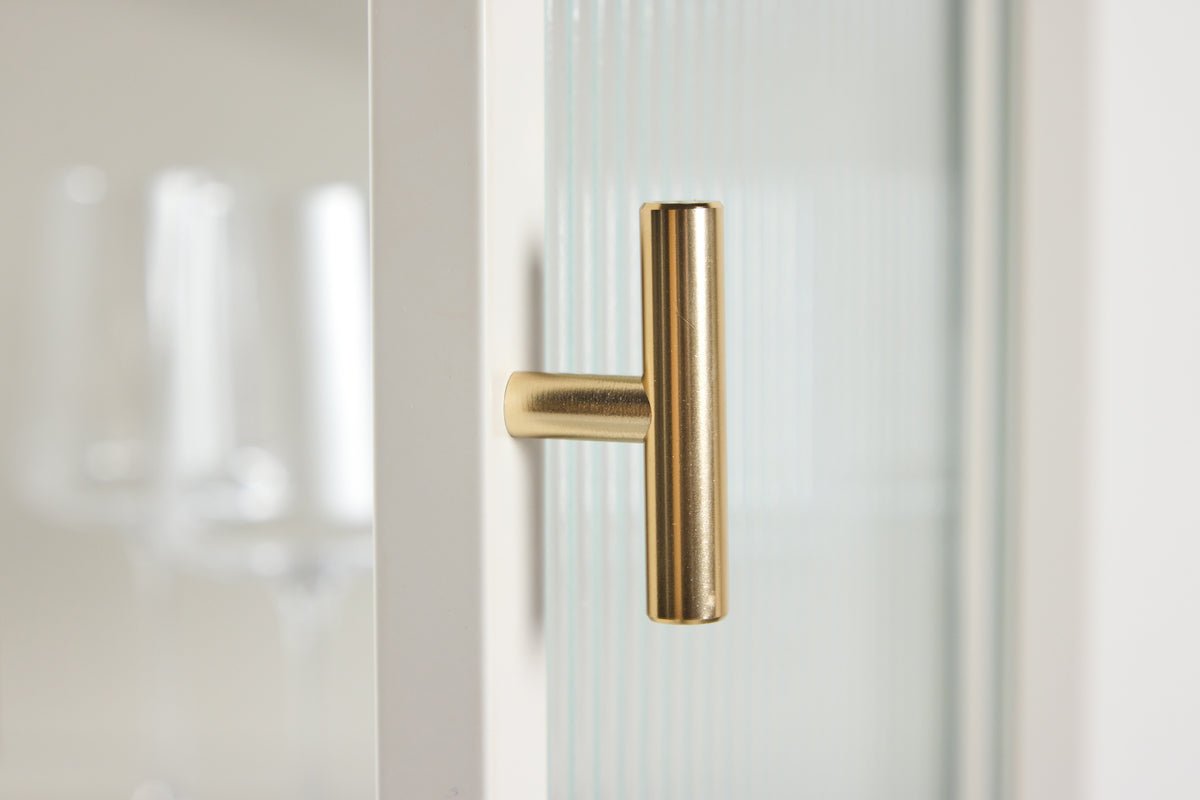 Kommode/Vitrine Lenora – Beige, Modern-Classy mit Retro-Akzent