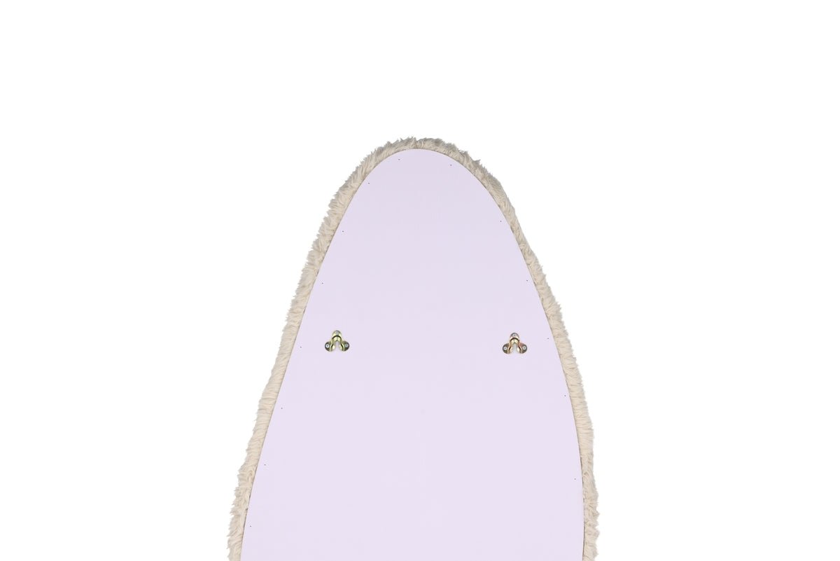 Spiegel Rachel - in Beige mit Kunstfellrahmen