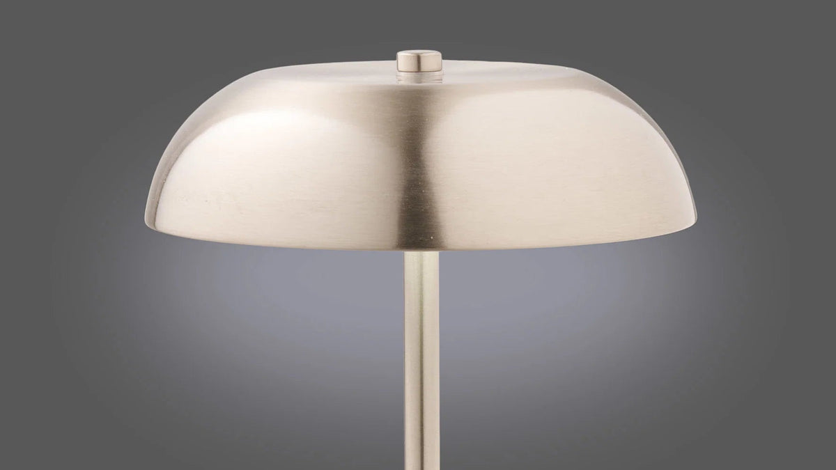 Tischlampe Norwick - wiederaufladbar aus silbernen Metall