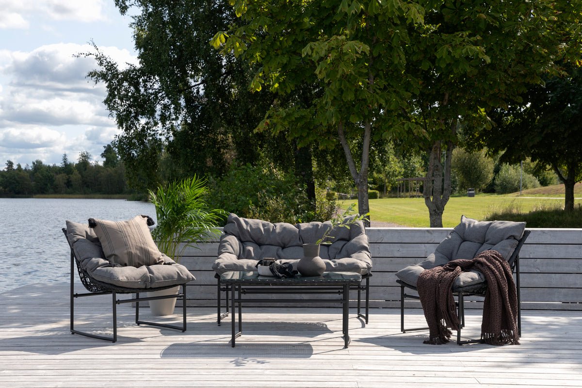 Garten Loungeset Marvella – 4-teiliges Outdoor-Sofa-Set in Schwarz mit Polstern