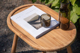 Gartentisch Maji - ein Beistelltisch in ovaler Form aus Teakholz