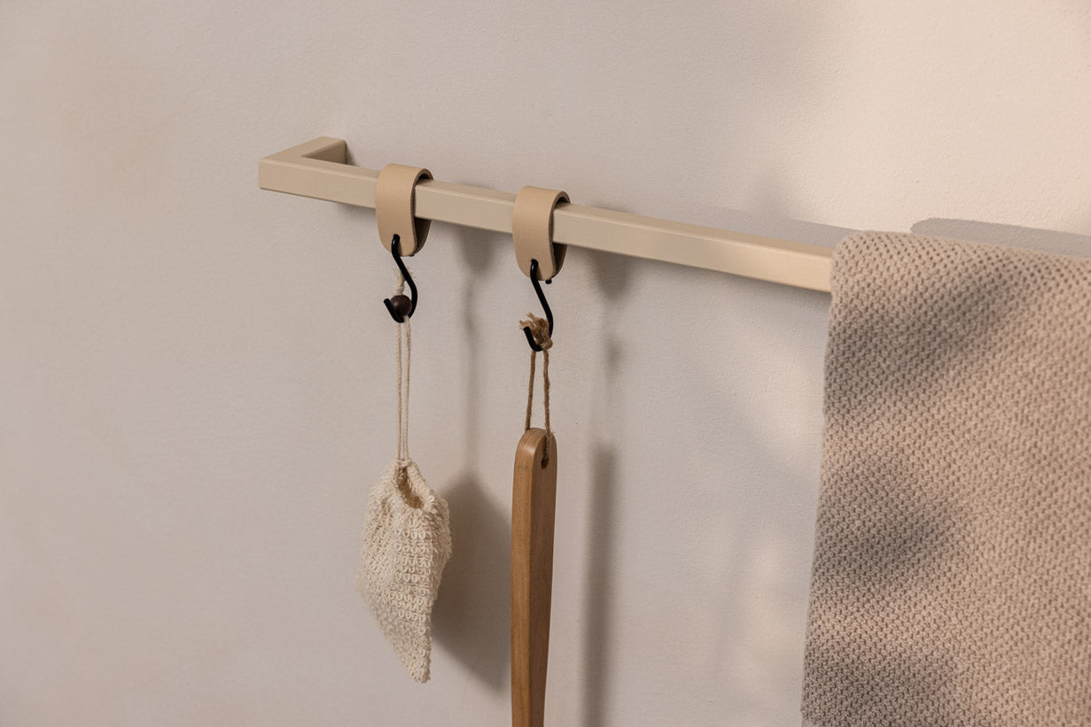 Handtuchhalter Vana – minimalistisch, rund oder eckig, drei Breiten