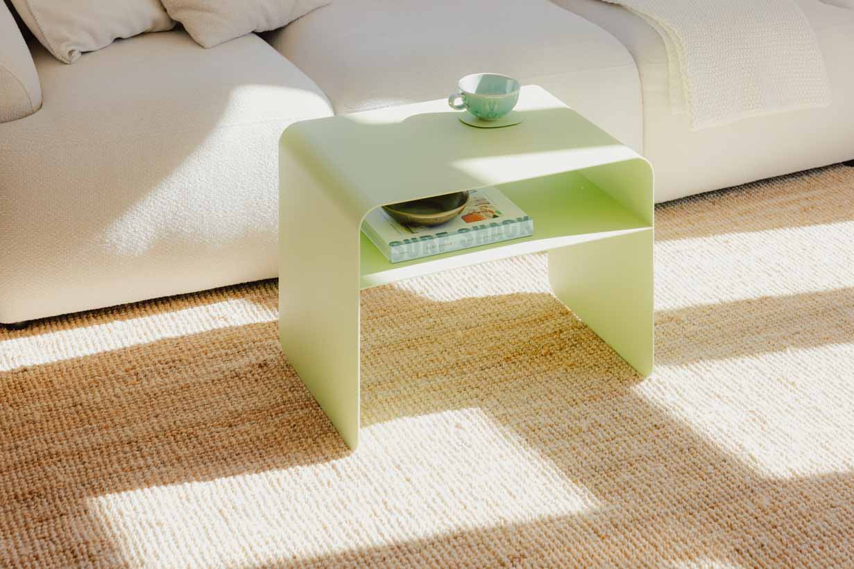 Couchtisch/Beistelltisch Cosmo – Pulverbeschichtetes Metall in modernem Design