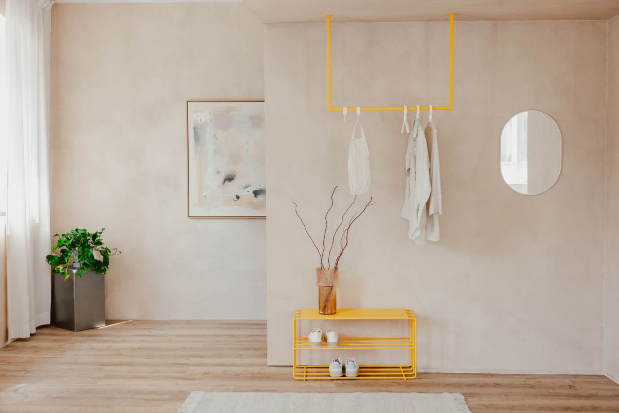 Garderobe/Kleiderstange Rubi – Hängendes Design aus Stahl