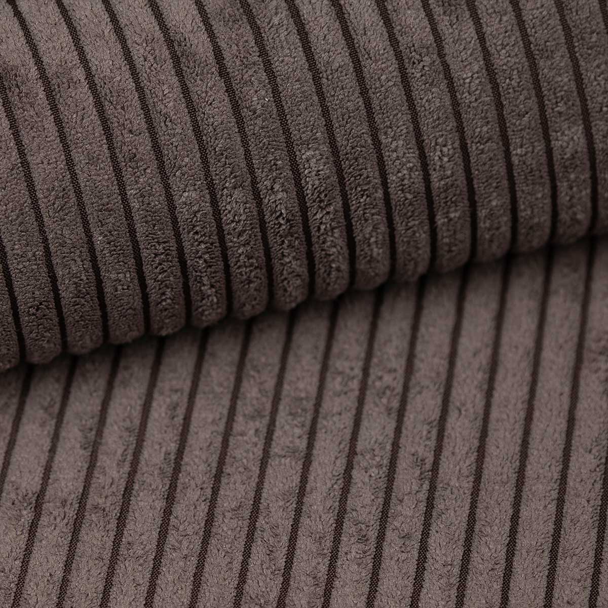 Lazy Spar-Set: 3-Sitzer + Hocker in Cord