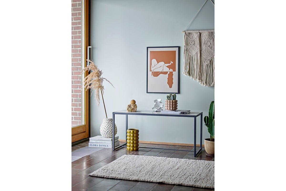 Blumentopf Lunna – Naturglasur in Braun mit Untertasse