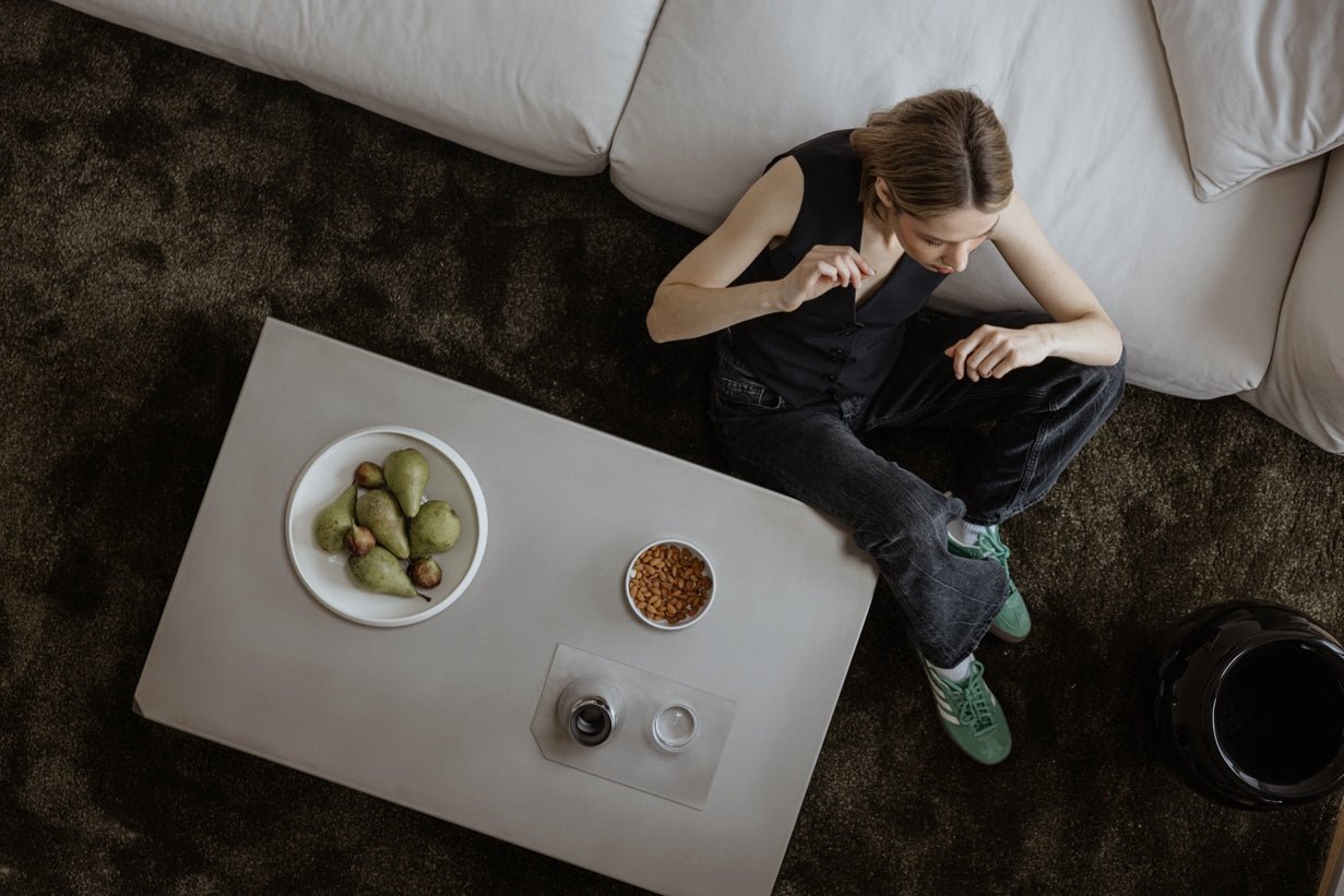 Couchtisch RAW-C – Edelstahl mit seidig-mattem Finish