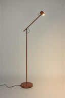 Stehlampe Aero – aus Eisen