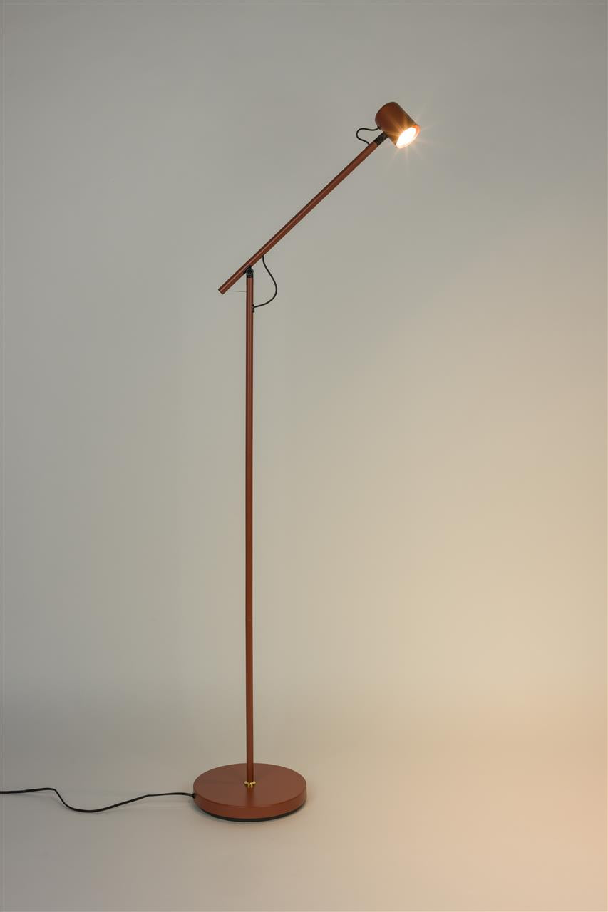 Stojacia lampa Aero – zo železa