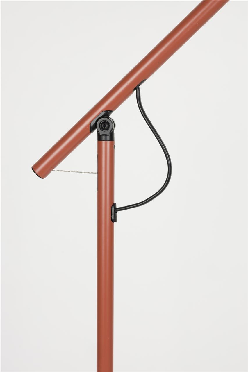 Stojacia lampa Aero – zo železa