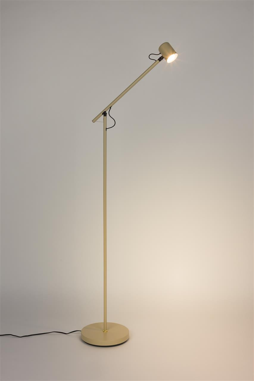 Stojacia lampa Aero – zo železa