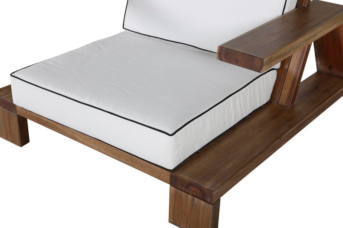 Záhradné leňošné kreslo Daria - z akáciového dreva s bielymi vankúšmi