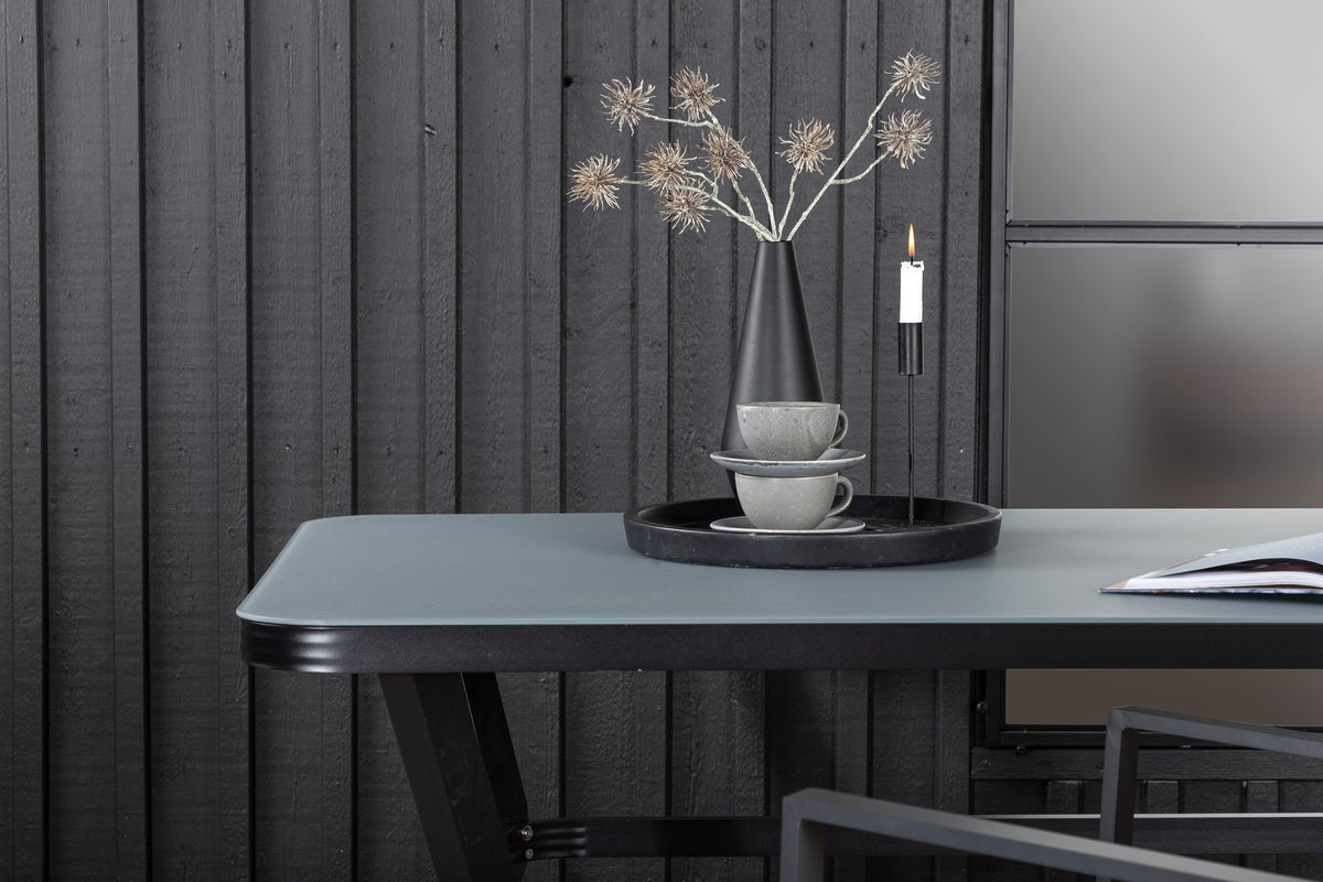 Záhradný stôl Amaré - kombinácia matnej sklenenej dosky a hliníkového rámu