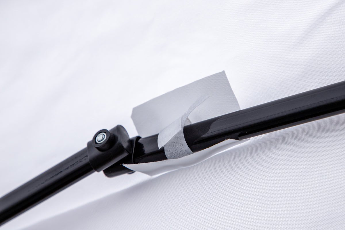 Záhradný altánok Oasis - s bielou strechou a stenami z polyesteru