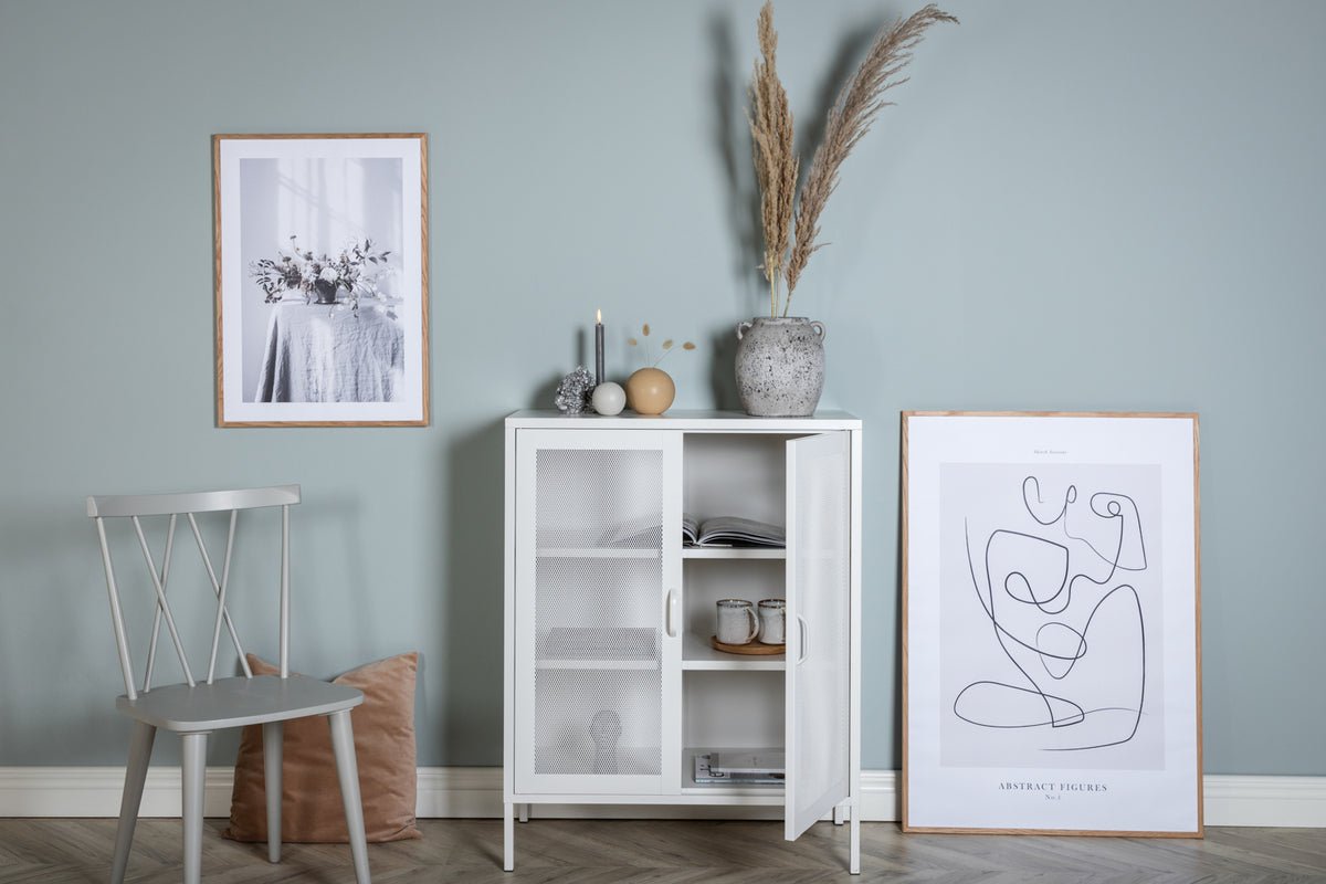 Komoda Faylen – priemyselný dizajn v Czarny, Bielá & Sivá