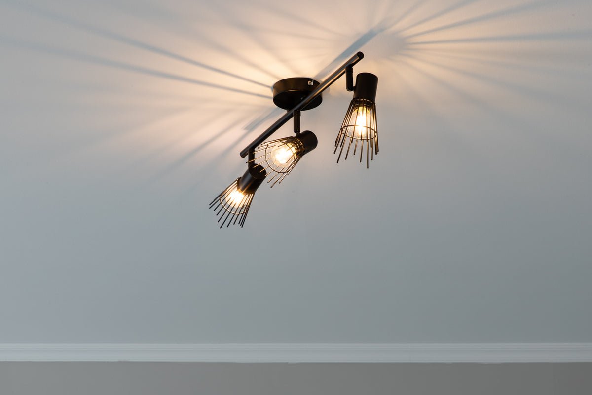 Nástenné svietidlo „Anastasia" – Voliteľne dostupné s 3 alebo 4 plameňmi