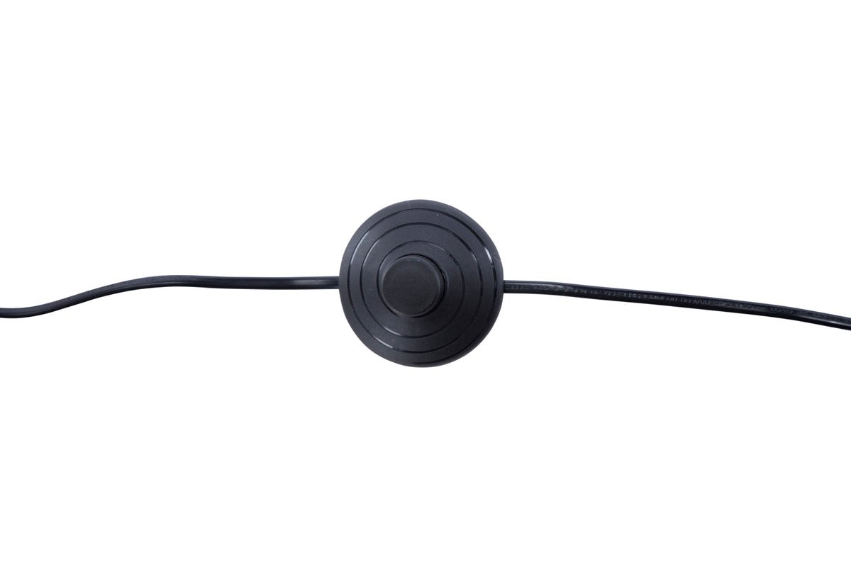 Stehlampe „Salzburg“ –  moderne Eleganz, welche sich in jeden Raum fügt