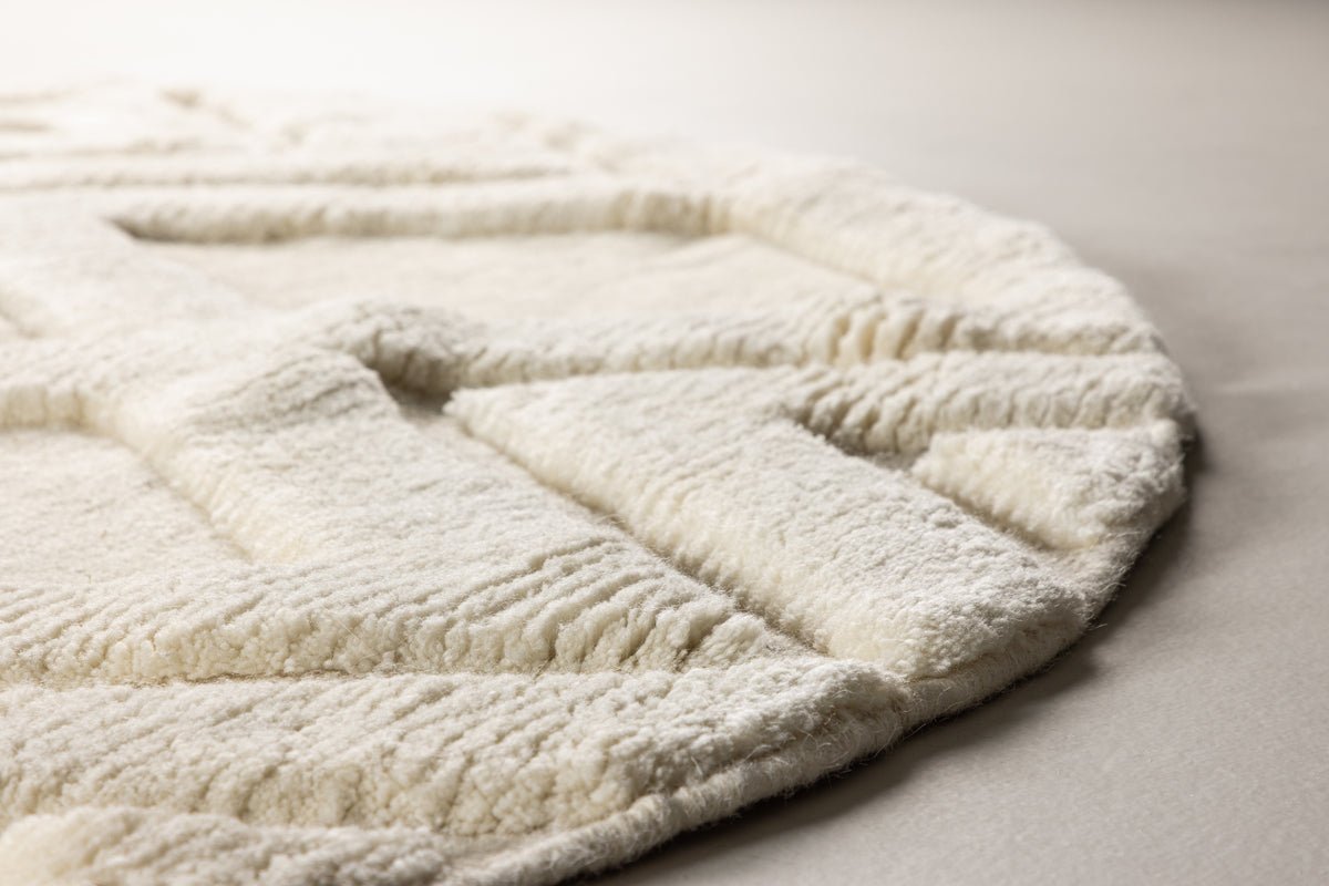 Koberec Lunara – z 100 % vlny v bielej