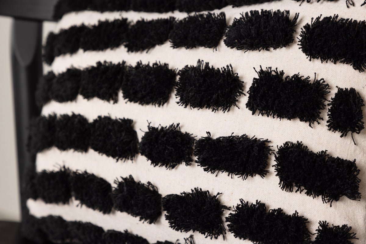 Poťah na vankúš Luca - 50x30 cm s bielo-čiernym vzorom