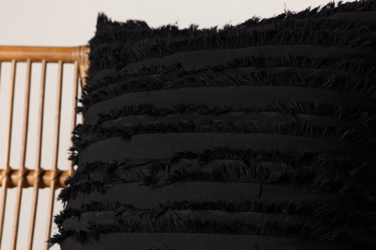 Poťah na vankúš Erika - 45x45 cm v Czarny z 100% bavlny
