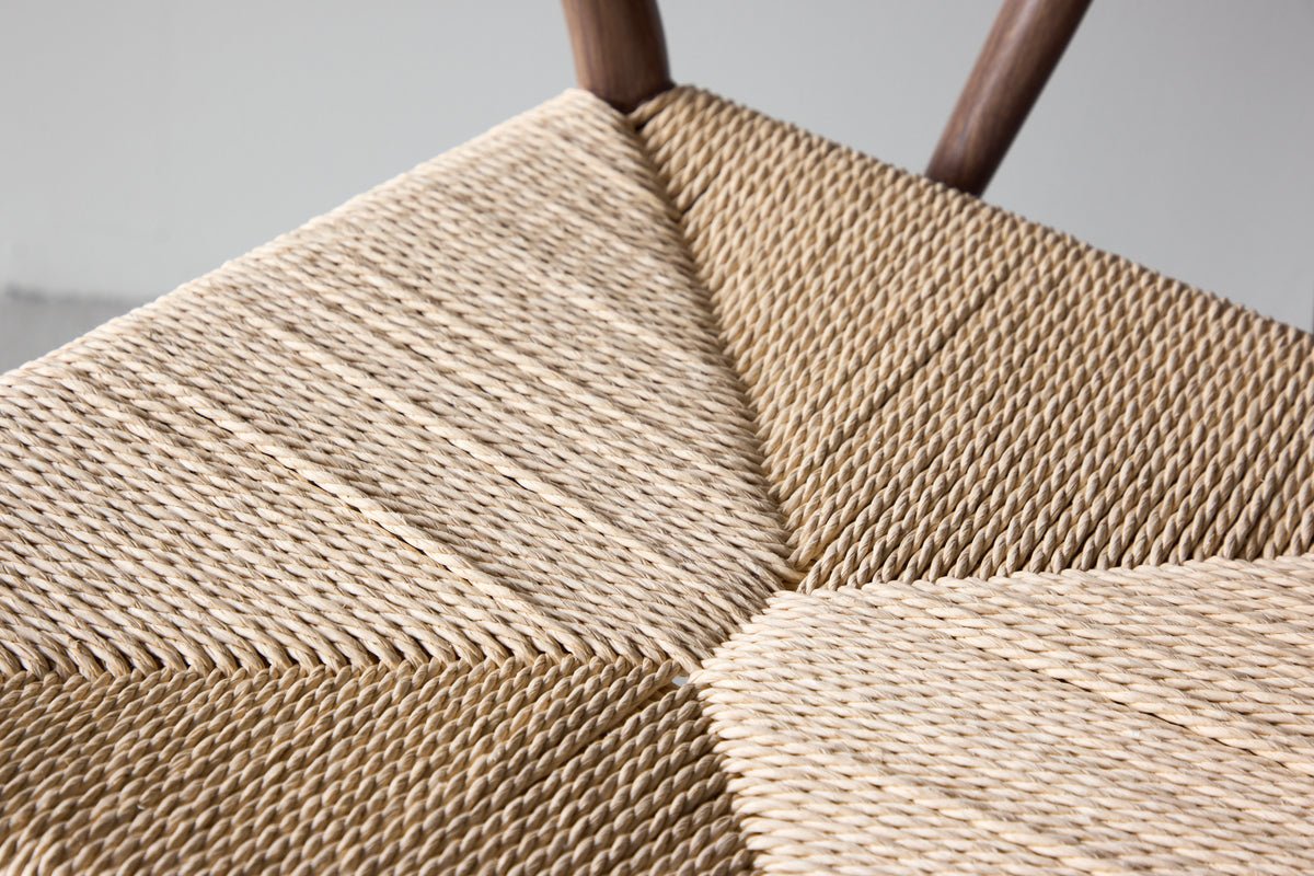 Stolička Fliou II - v Czarny s jednotnou farebnou sedacou plochou