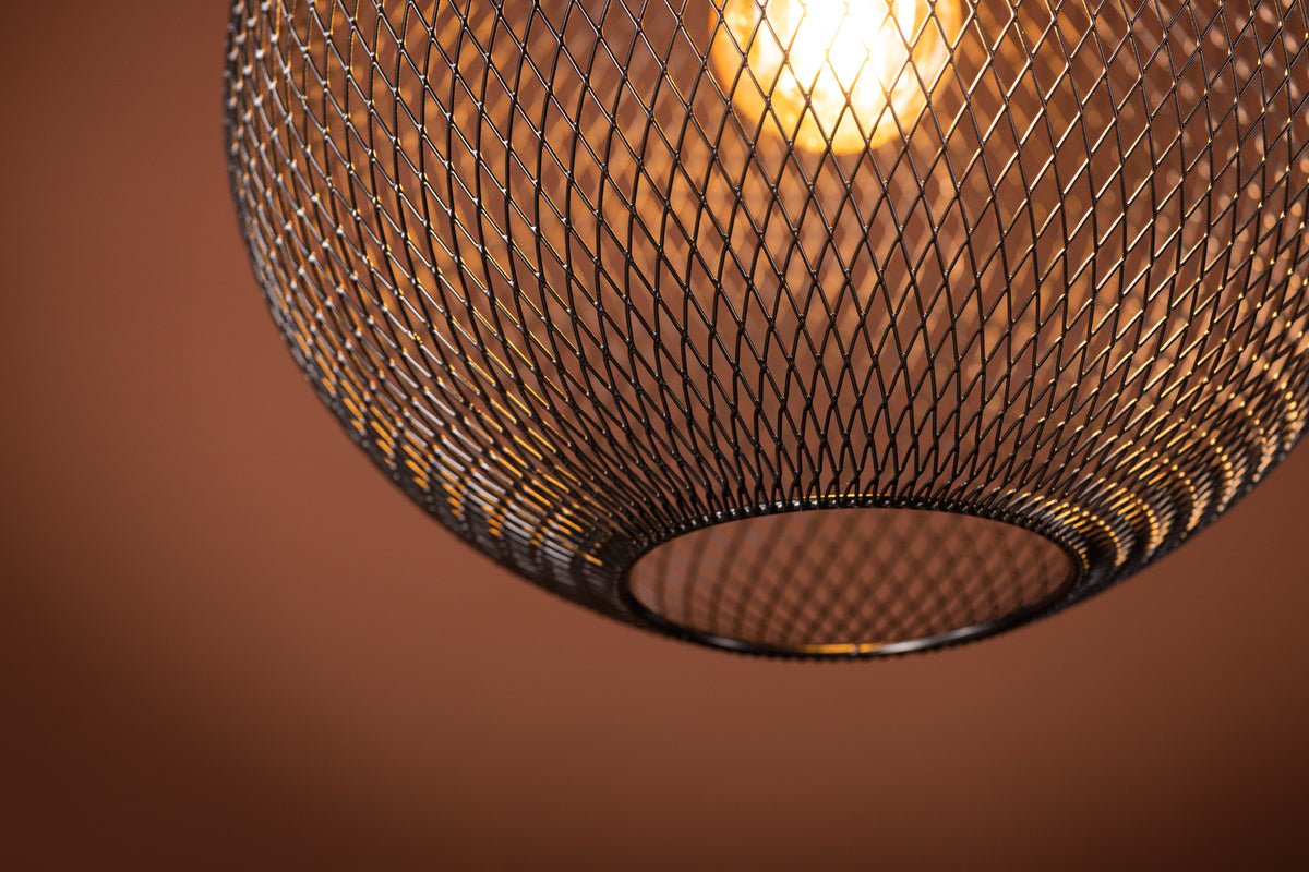 Závesné svietidlo „Windhoek" – Kruhový tienidlo s sieťovým vzorom pre jemné tlmenie svetla