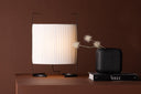 Stehlampe Elvra – Stoffschirm in Beige mit schwarzem Metallgestell (Höhe 48 cm)