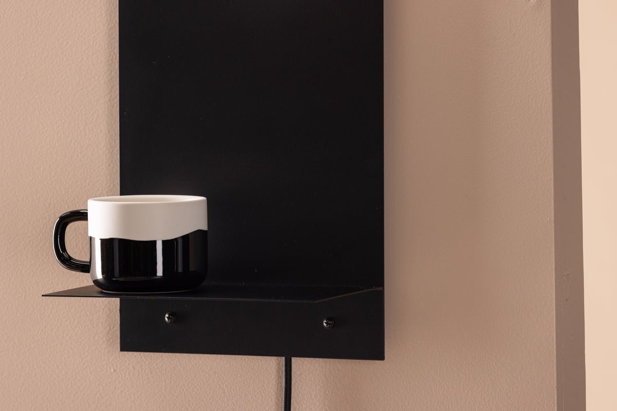 Nástenná lampa „Monty" – vrátane praktickej poličky