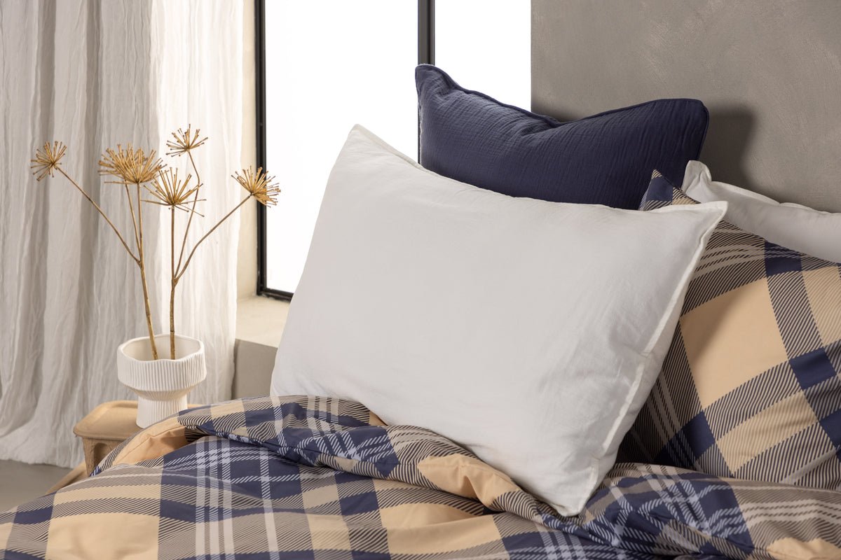 Poťah na vankúš Hygge - 50x90 cm v Hnedá, Béžová a Bielá z 100% bavlny