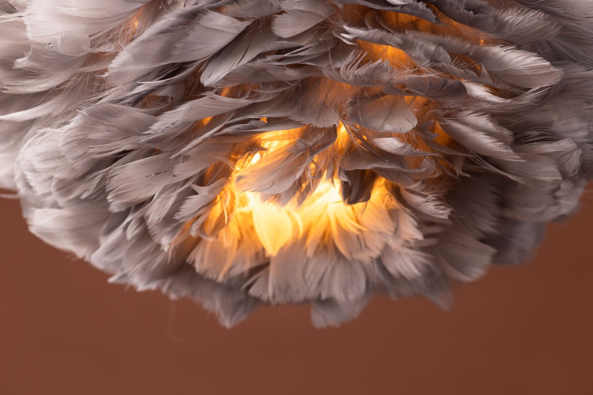 Závesné svietidlo „Pilanesberg-Šedá" – tienidlo z umelých pier