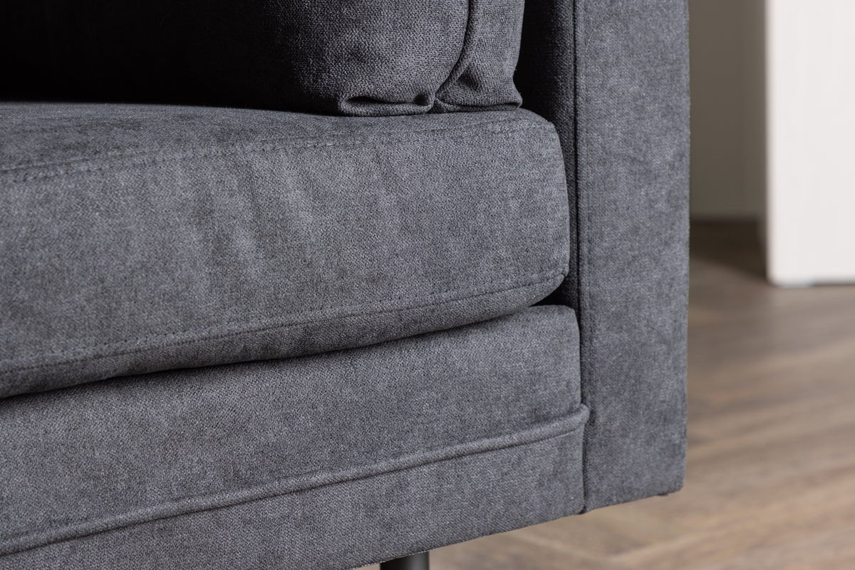 Kreslo Pippi Dlhá Pančucha - rôzne farby a materiály na výber