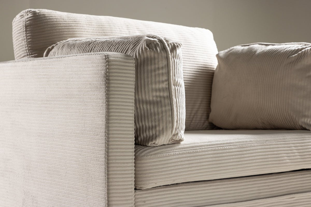 Kreslo Pippi Dlhá Pančucha - rôzne farby a materiály na výber