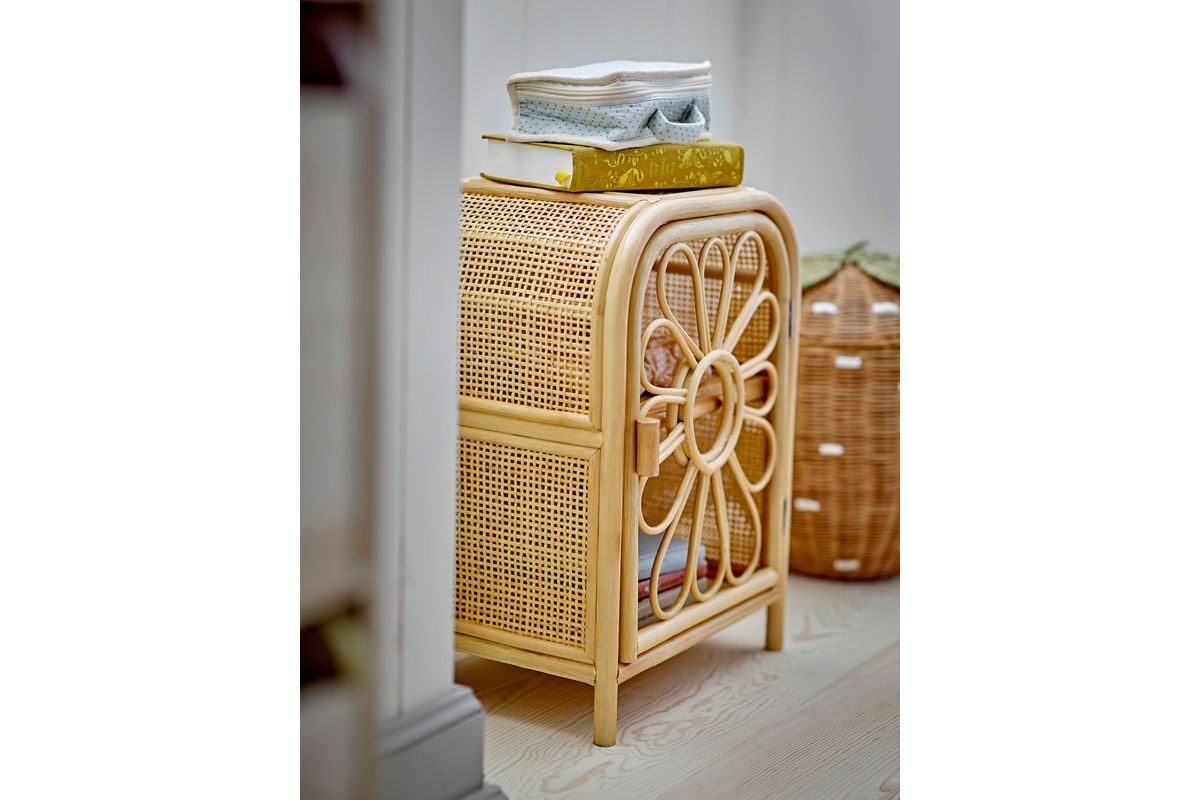 Detská komoda Ubud – kvetinový tvar z prírodného ratanu