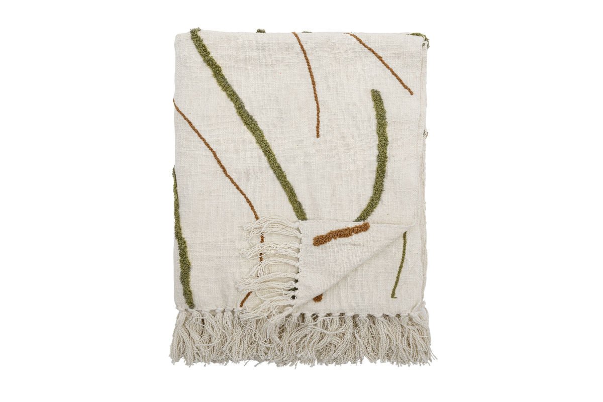 Prehoz Domi – tuftovaný a vyšívaný dizajn v prírodných farbách