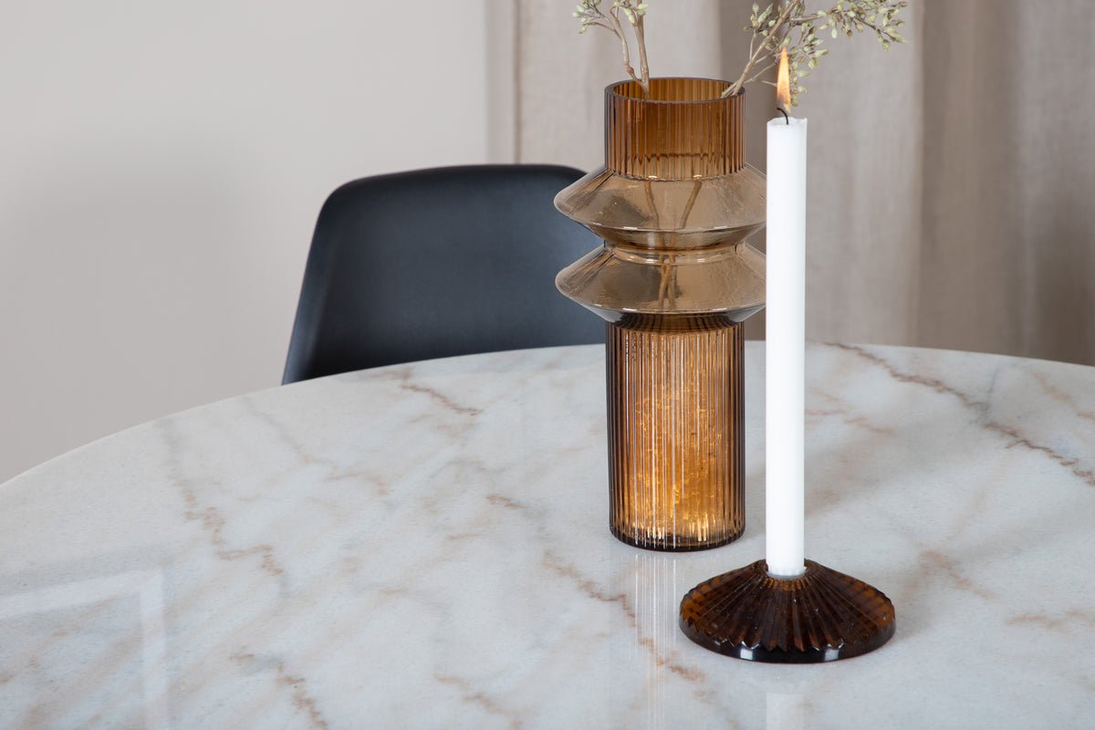 Jedálenský stôl Alon - elegantná kombinácia mramoru a ocele