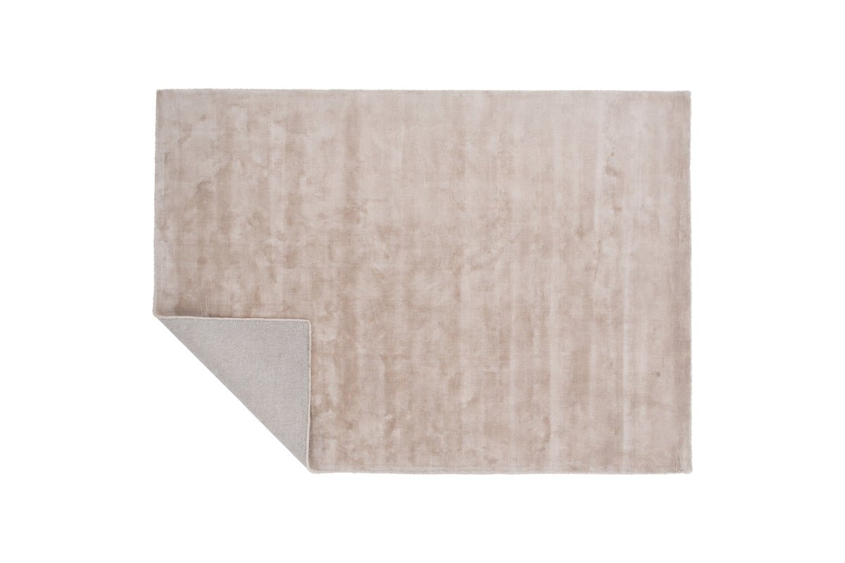 Koberec Angel – protišmykový z viskózy