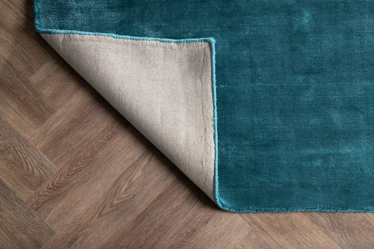 Koberec Angel – protišmykový z viskózy