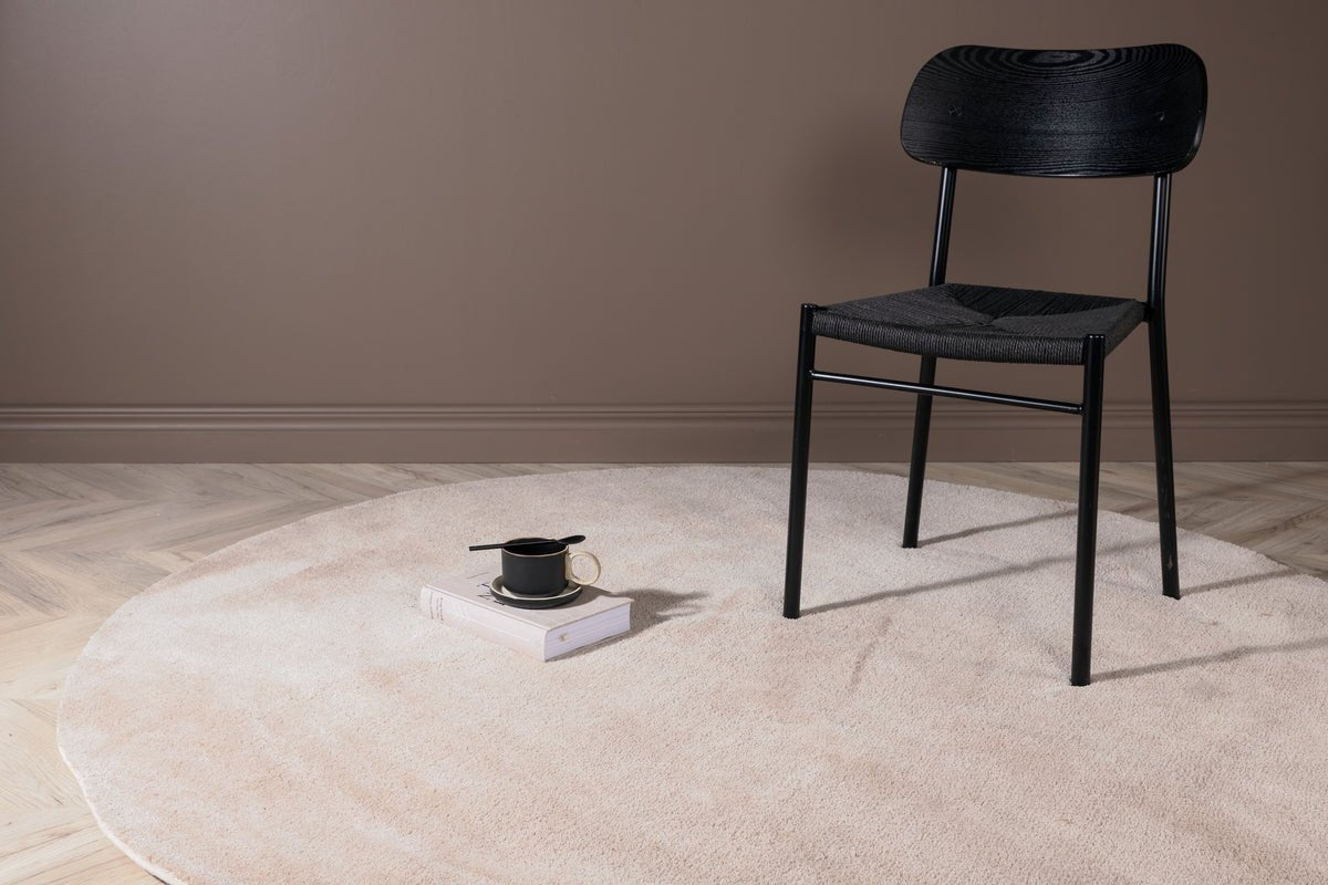 Koberec Vasia – okrúhly s lesklým vzhľadom z polyesteru