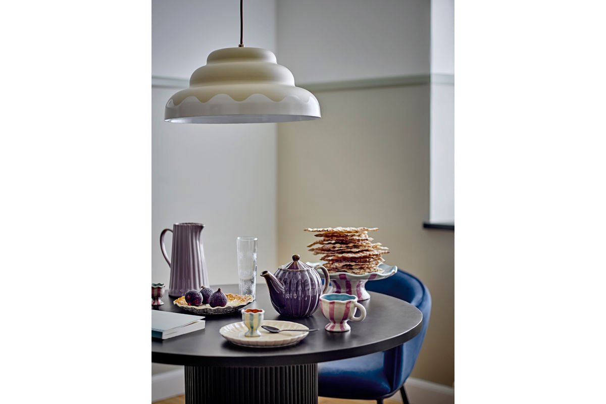 Závesné svietidlo Kora – Zaoblený dizajn v jemnom prírodnom odtieni