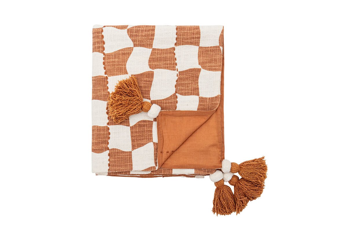 Prehoz Maru – grafický károvaný vzor v hnedej a bielej