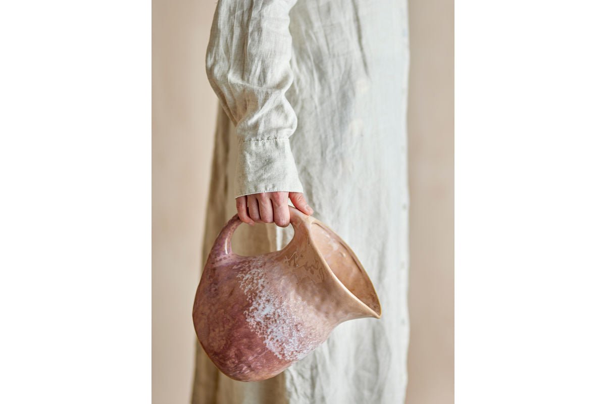 Krug Roséa – Steingut mit reaktiver Glasur