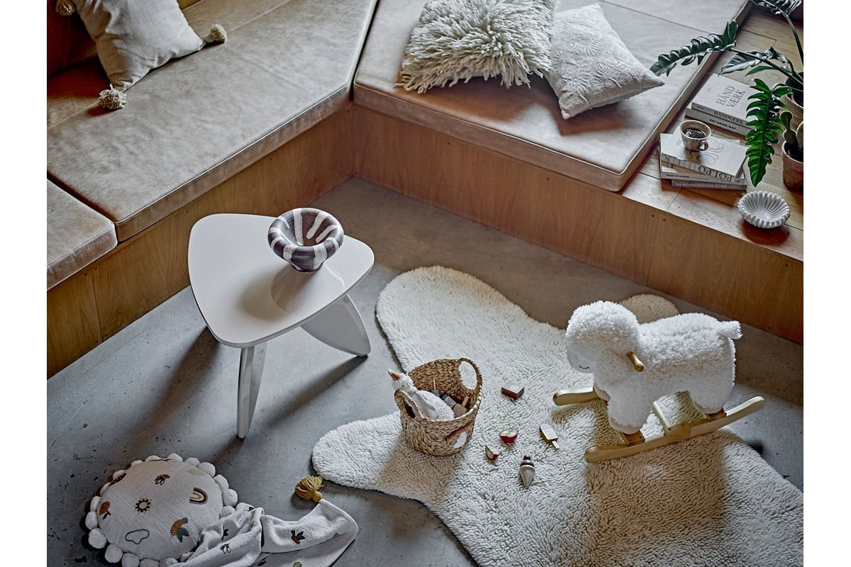 Miska Varnöa – vyrobená z kameniny