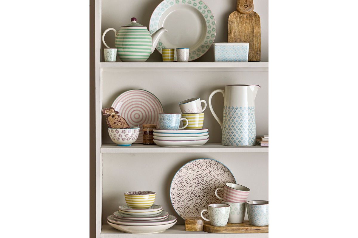 Krug Alvas – kameninový džbán s jemnými modrými tónmi