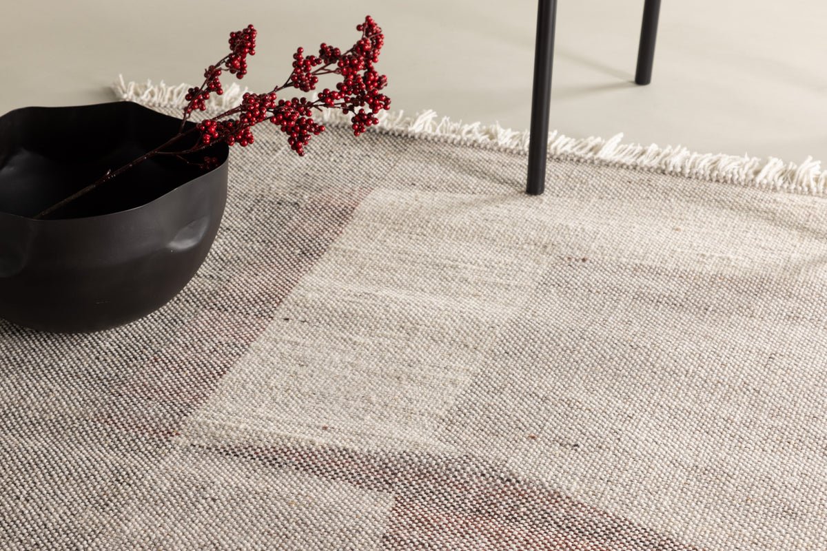 Koberec Nerio – s strapcami z vlny a polyesteru