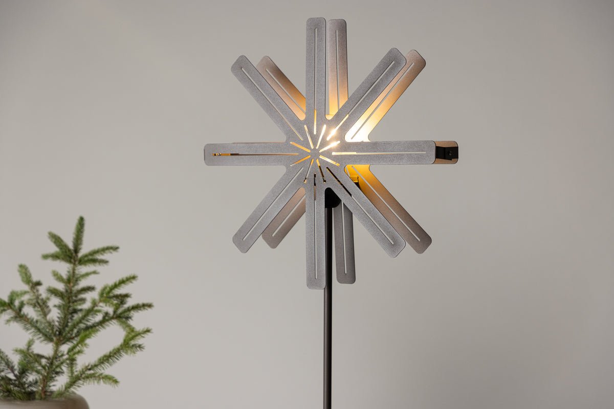 Vianočná stojaca lampa Levi - v 2 rôznych výškach