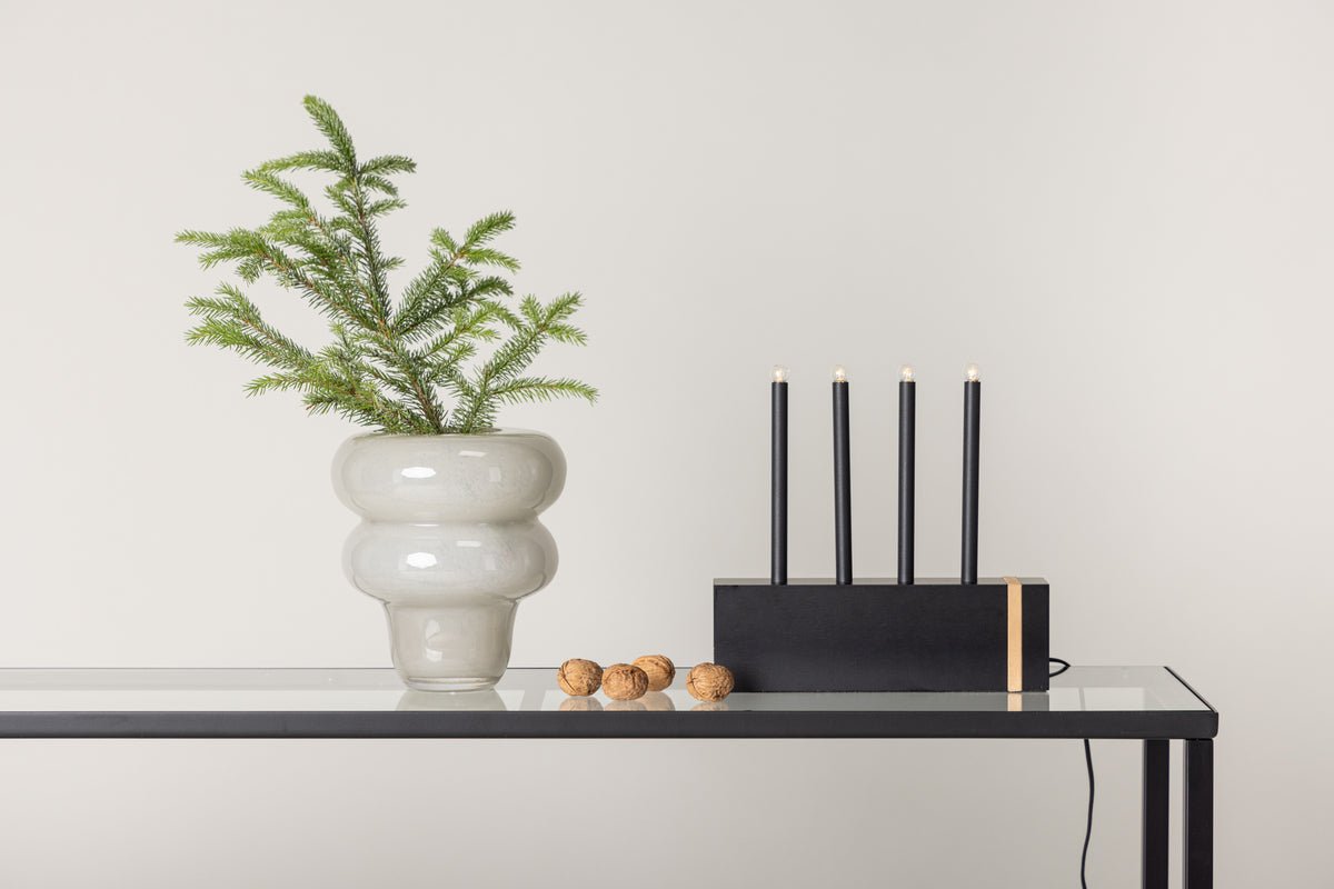 Vianočné osvetlenie Mira - v Czarny s 4 sviečkami