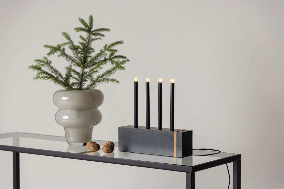 Vianočné osvetlenie Mira - v Czarny s 4 sviečkami