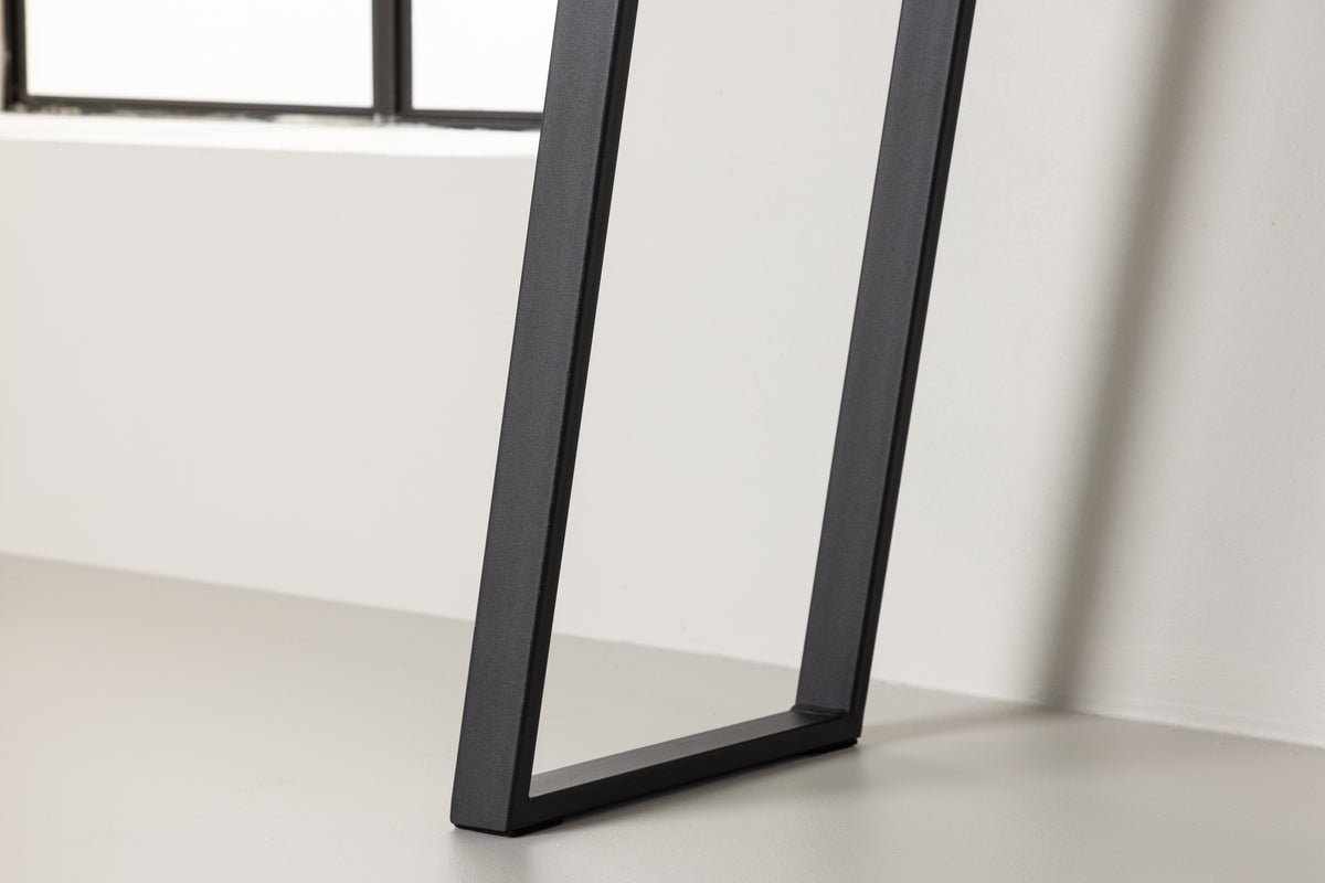 Prístavný stolík Lera – s doskou z skla